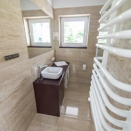 アパート Silver One *