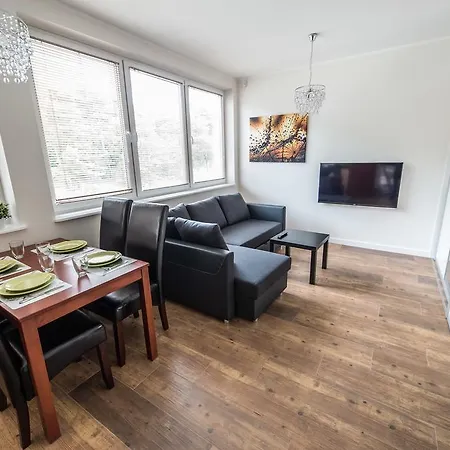 Silver One Apartament *